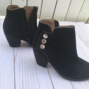 Jeffery Campbell for anthropology boot 7.5